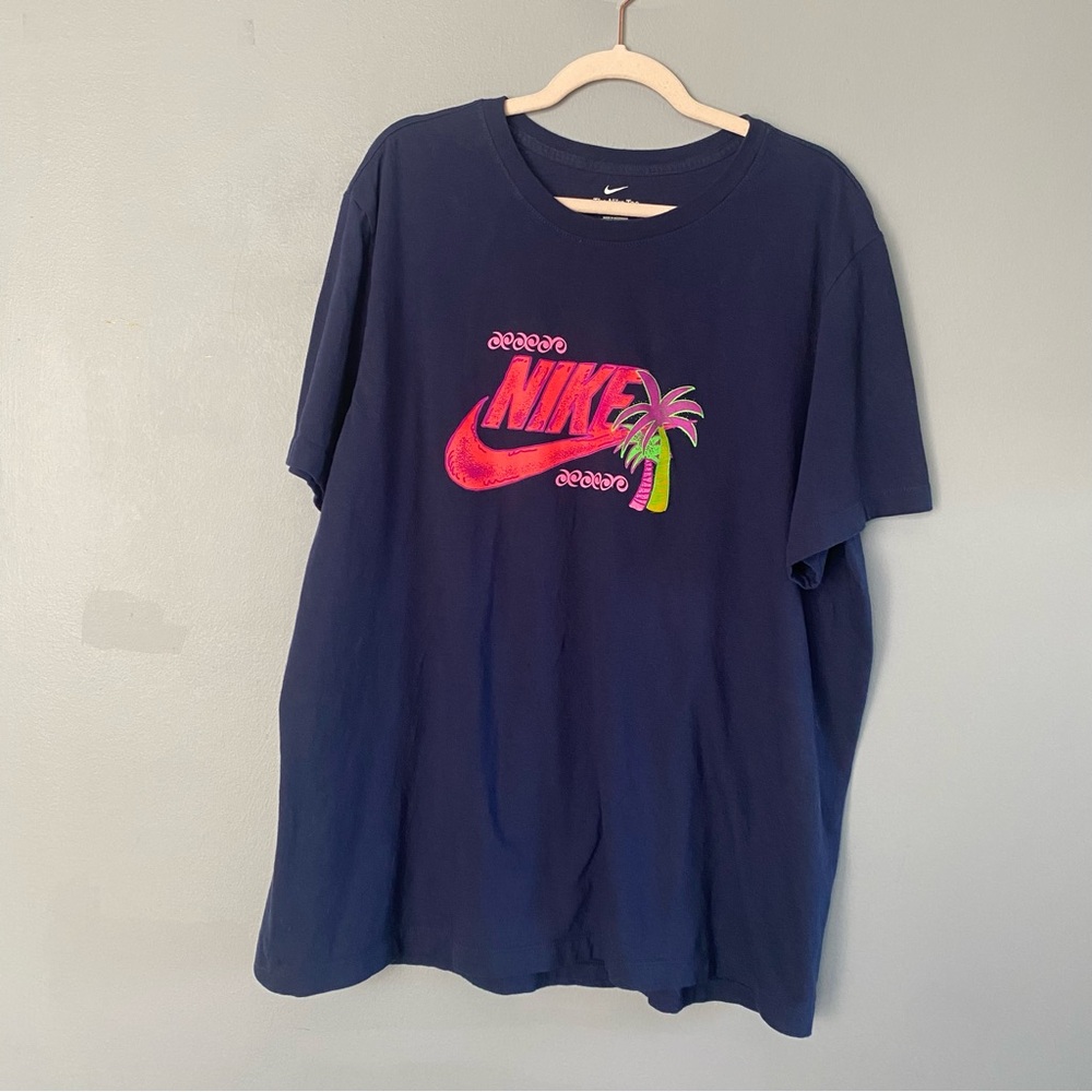 Nike Navy Blue Graphic T-Shirt